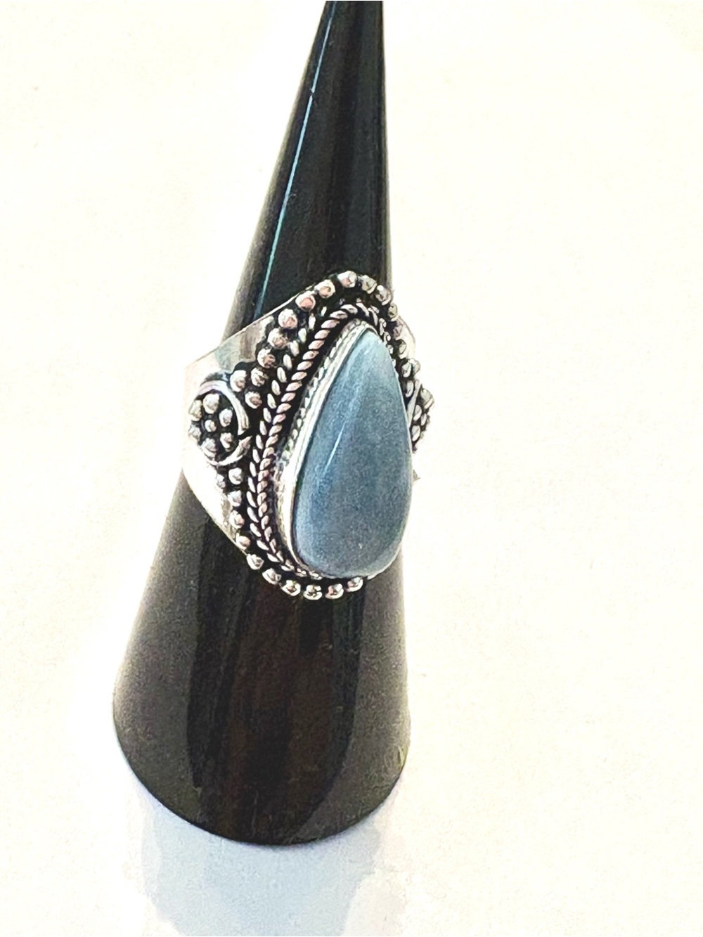 Beautiful, 1 inch, 925 marked, Blue Owhyee Opal ring size 7